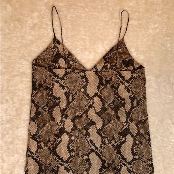Snakeskin Patterned Cami - Picture 6 of 7